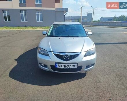Сірий Мазда 3, об'ємом двигуна 1.6 л та пробігом 180 тис. км за 3750 $, фото 1 на Automoto.ua