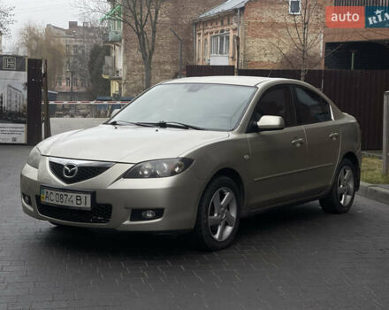 Серый Мазда 3, объемом двигателя 1.6 л и пробегом 230 тыс. км за 2800 $, фото 1 на Automoto.ua