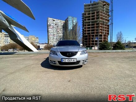 Серый Мазда 3, объемом двигателя 2 л и пробегом 260 тыс. км за 4800 $, фото 1 на Automoto.ua