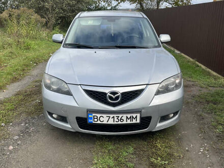 Серый Мазда 3, объемом двигателя 1.6 л и пробегом 305 тыс. км за 5500 $, фото 1 на Automoto.ua