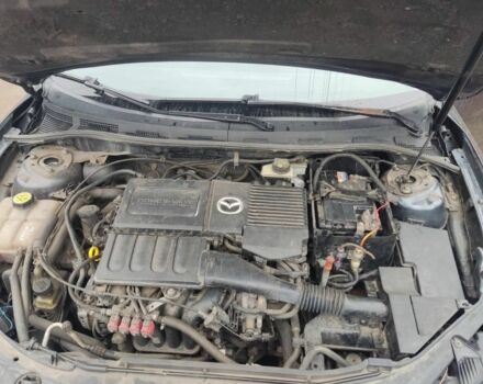Сірий Мазда 3, об'ємом двигуна 1.6 л та пробігом 235 тис. км за 4000 $, фото 1 на Automoto.ua
