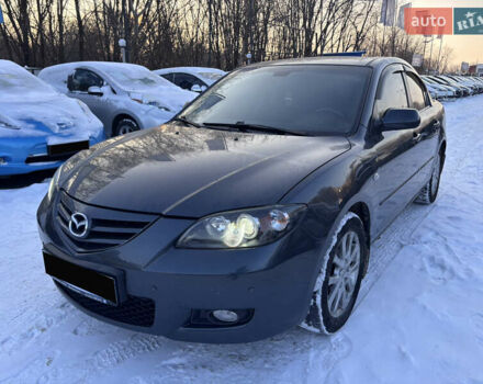 Серый Мазда 3, объемом двигателя 1.6 л и пробегом 226 тыс. км за 3000 $, фото 1 на Automoto.ua