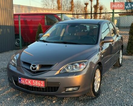Серый Мазда 3, объемом двигателя 1.6 л и пробегом 253 тыс. км за 5700 $, фото 1 на Automoto.ua