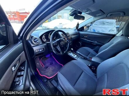 Серый Мазда 3, объемом двигателя 1.6 л и пробегом 230 тыс. км за 4000 $, фото 1 на Automoto.ua