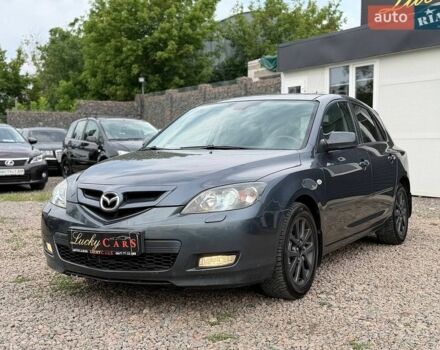 Серый Мазда 3, объемом двигателя 2 л и пробегом 187 тыс. км за 5300 $, фото 1 на Automoto.ua