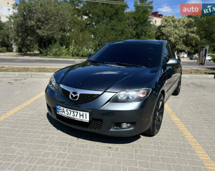 Серый Мазда 3, объемом двигателя 1.6 л и пробегом 246 тыс. км за 6400 $, фото 1 на Automoto.ua