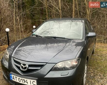 Серый Мазда 3, объемом двигателя 1.6 л и пробегом 141 тыс. км за 6000 $, фото 1 на Automoto.ua