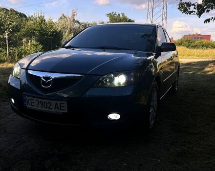 Серый Мазда 3, объемом двигателя 1.6 л и пробегом 204 тыс. км за 5500 $, фото 1 на Automoto.ua