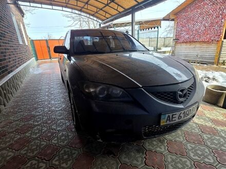 Сірий Мазда 3, об'ємом двигуна 1.6 л та пробігом 500 тис. км за 3200 $, фото 1 на Automoto.ua