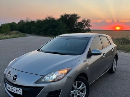 Сірий Мазда 3, об'ємом двигуна 1.56 л та пробігом 187 тис. км за 5999 $, фото 1 на Automoto.ua