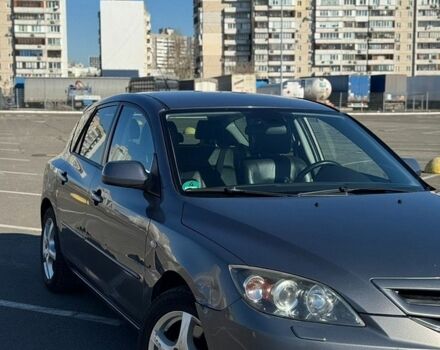Серый Мазда 3, объемом двигателя 2 л и пробегом 300 тыс. км за 4900 $, фото 1 на Automoto.ua