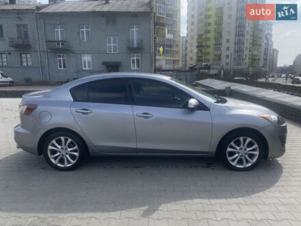 Серый Мазда 3, объемом двигателя 2 л и пробегом 206 тыс. км за 5300 $, фото 1 на Automoto.ua