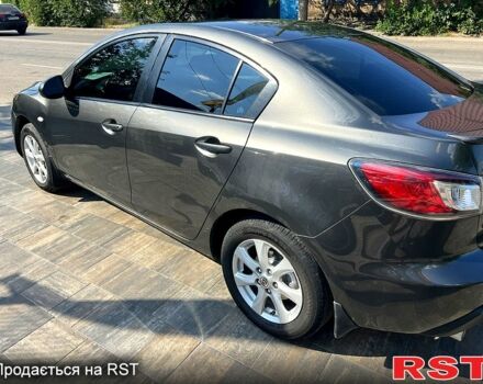 Серый Мазда 3, объемом двигателя 2 л и пробегом 190 тыс. км за 6900 $, фото 1 на Automoto.ua