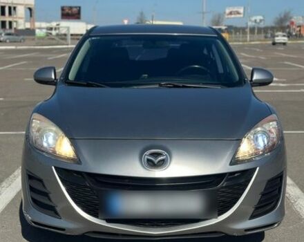 Серый Мазда 3, объемом двигателя 1.6 л и пробегом 192 тыс. км за 7500 $, фото 1 на Automoto.ua