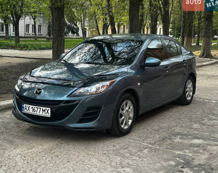 Серый Мазда 3, объемом двигателя 1.6 л и пробегом 181 тыс. км за 6999 $, фото 1 на Automoto.ua