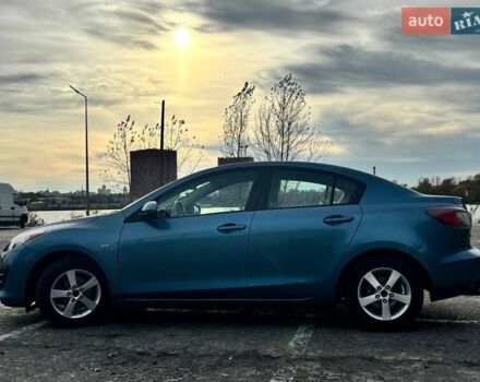 Серый Мазда 3, объемом двигателя 1.6 л и пробегом 247 тыс. км за 6800 $, фото 1 на Automoto.ua