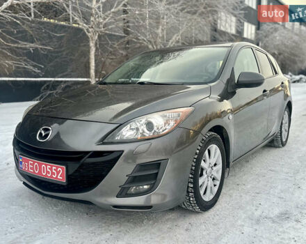 Серый Мазда 3, объемом двигателя 2 л и пробегом 187 тыс. км за 7999 $, фото 1 на Automoto.ua