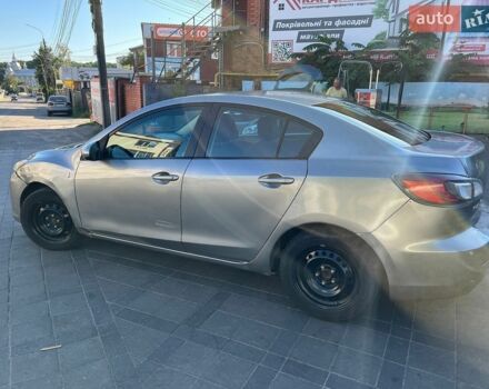 Серый Мазда 3, объемом двигателя 2 л и пробегом 226 тыс. км за 5000 $, фото 1 на Automoto.ua