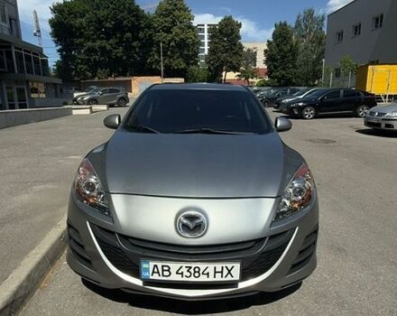 Серый Мазда 3, объемом двигателя 2 л и пробегом 270 тыс. км за 7000 $, фото 1 на Automoto.ua