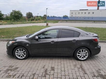 Сірий Мазда 3, об'ємом двигуна 1.58 л та пробігом 159 тис. км за 8800 $, фото 1 на Automoto.ua