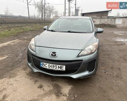 Серый Мазда 3, объемом двигателя 2 л и пробегом 212 тыс. км за 7500 $, фото 1 на Automoto.ua