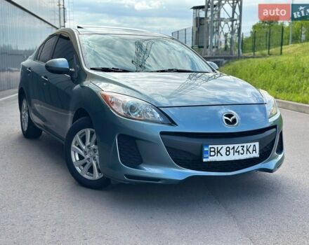 Серый Мазда 3, объемом двигателя 2 л и пробегом 235 тыс. км за 7700 $, фото 1 на Automoto.ua