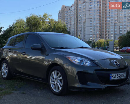 Серый Мазда 3, объемом двигателя 2 л и пробегом 150 тыс. км за 8599 $, фото 1 на Automoto.ua