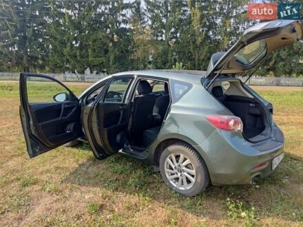 Серый Мазда 3, объемом двигателя 2 л и пробегом 210 тыс. км за 5000 $, фото 1 на Automoto.ua
