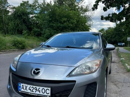 Сірий Мазда 3, об'ємом двигуна 2 л та пробігом 250 тис. км за 6300 $, фото 1 на Automoto.ua