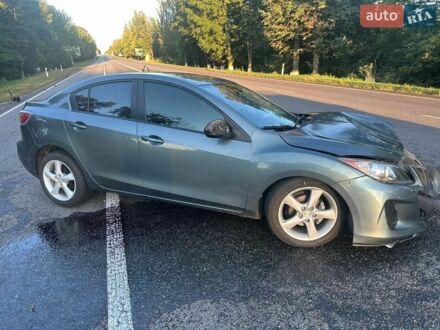 Серый Мазда 3, объемом двигателя 2 л и пробегом 180 тыс. км за 3000 $, фото 1 на Automoto.ua
