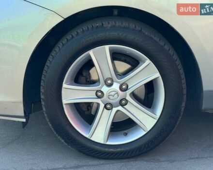 Сірий Мазда 3, об'ємом двигуна 2 л та пробігом 216 тис. км за 7800 $, фото 1 на Automoto.ua