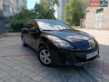 Серый Мазда 3, объемом двигателя 1.6 л и пробегом 280 тыс. км за 6800 $, фото 1 на Automoto.ua