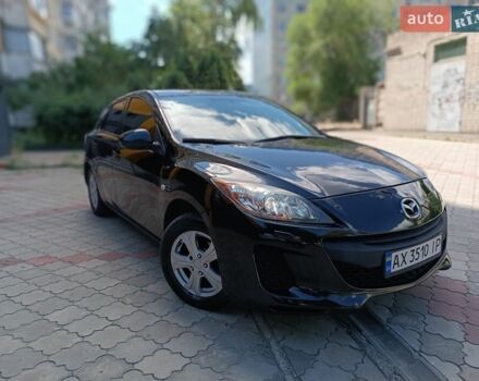 Серый Мазда 3, объемом двигателя 1.6 л и пробегом 280 тыс. км за 6400 $, фото 1 на Automoto.ua