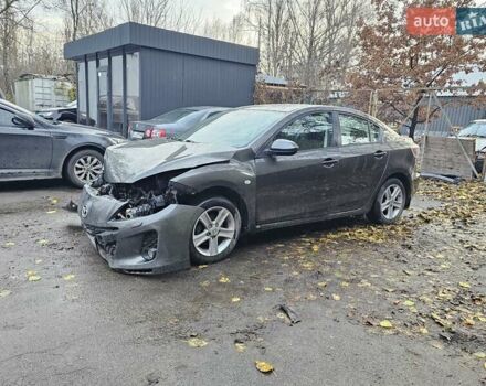 Серый Мазда 3, объемом двигателя 1.6 л и пробегом 134 тыс. км за 3800 $, фото 1 на Automoto.ua