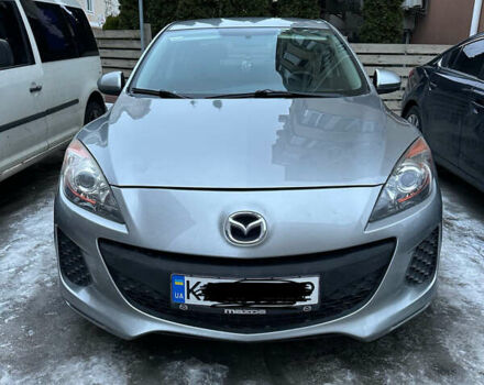 Серый Мазда 3, объемом двигателя 2 л и пробегом 230 тыс. км за 6900 $, фото 1 на Automoto.ua