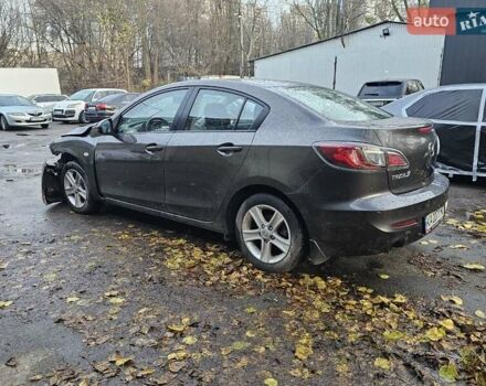 Сірий Мазда 3, об'ємом двигуна 1.6 л та пробігом 134 тис. км за 3700 $, фото 1 на Automoto.ua