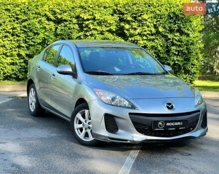 Серый Мазда 3, объемом двигателя 2 л и пробегом 245 тыс. км за 6800 $, фото 1 на Automoto.ua
