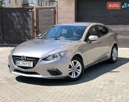 Серый Мазда 3, объемом двигателя 2 л и пробегом 198 тыс. км за 9200 $, фото 1 на Automoto.ua