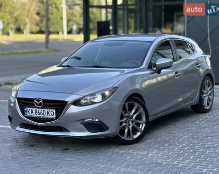 Серый Мазда 3, объемом двигателя 2 л и пробегом 231 тыс. км за 9500 $, фото 1 на Automoto.ua