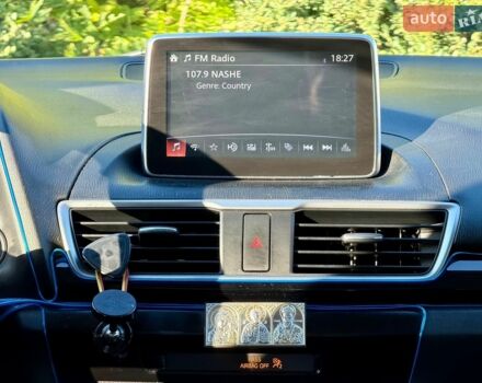 Сірий Мазда 3, об'ємом двигуна 2 л та пробігом 218 тис. км за 8600 $, фото 1 на Automoto.ua