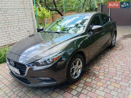 Серый Мазда 3, объемом двигателя 2 л и пробегом 50 тыс. км за 12000 $, фото 1 на Automoto.ua