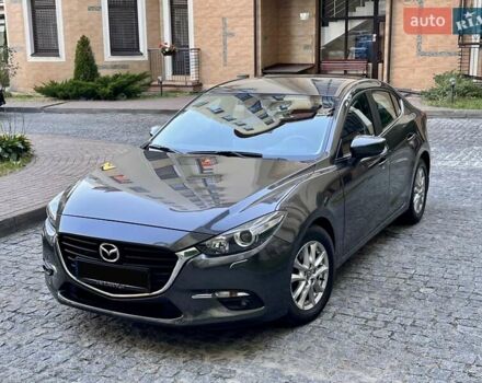 Сірий Мазда 3, об'ємом двигуна 1.5 л та пробігом 50 тис. км за 15800 $, фото 1 на Automoto.ua