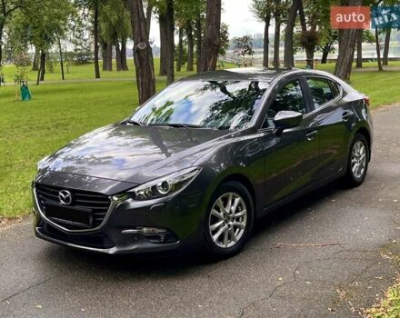 Сірий Мазда 3, об'ємом двигуна 1.5 л та пробігом 50 тис. км за 17500 $, фото 1 на Automoto.ua