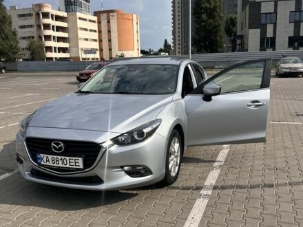 Серый Мазда 3, объемом двигателя 1.5 л и пробегом 143 тыс. км за 11700 $, фото 1 на Automoto.ua