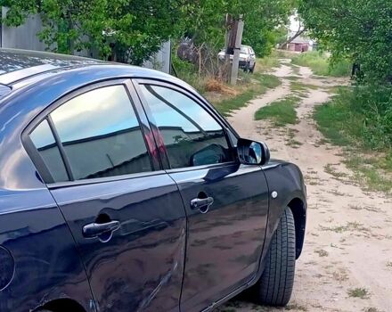 Синий Мазда 3, объемом двигателя 1.6 л и пробегом 200 тыс. км за 3300 $, фото 3 на Automoto.ua