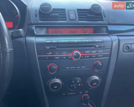 Синій Мазда 3, об'ємом двигуна 1.56 л та пробігом 320 тис. км за 5100 $, фото 6 на Automoto.ua