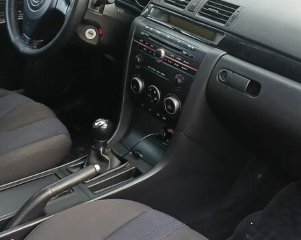 Синій Мазда 3, об'ємом двигуна 1.6 л та пробігом 290 тис. км за 3200 $, фото 6 на Automoto.ua
