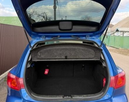 Синий Мазда 3, объемом двигателя 1.6 л и пробегом 279 тыс. км за 3500 $, фото 9 на Automoto.ua