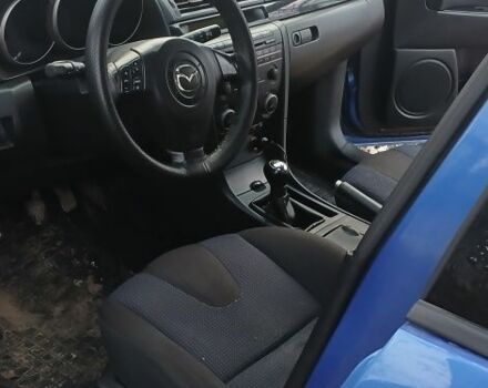 Синій Мазда 3, об'ємом двигуна 1.6 л та пробігом 290 тис. км за 3200 $, фото 4 на Automoto.ua