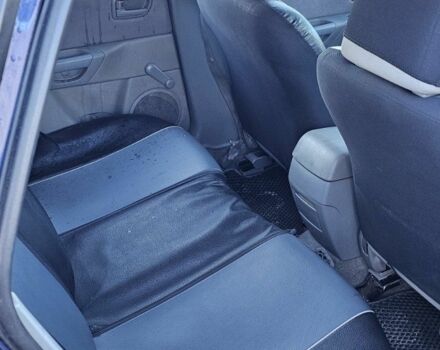 Синій Мазда 3, об'ємом двигуна 1.6 л та пробігом 360 тис. км за 4200 $, фото 6 на Automoto.ua